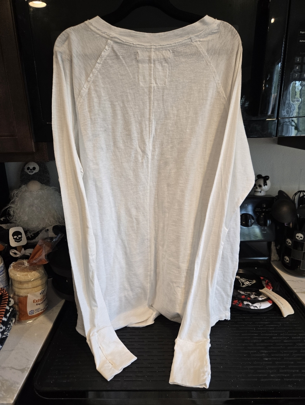 We The Free Arden  Tee With Thumbholes( set of 4) - White .Size S - Picture 14 of 15